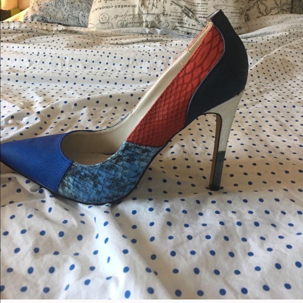 Aldo blue heels